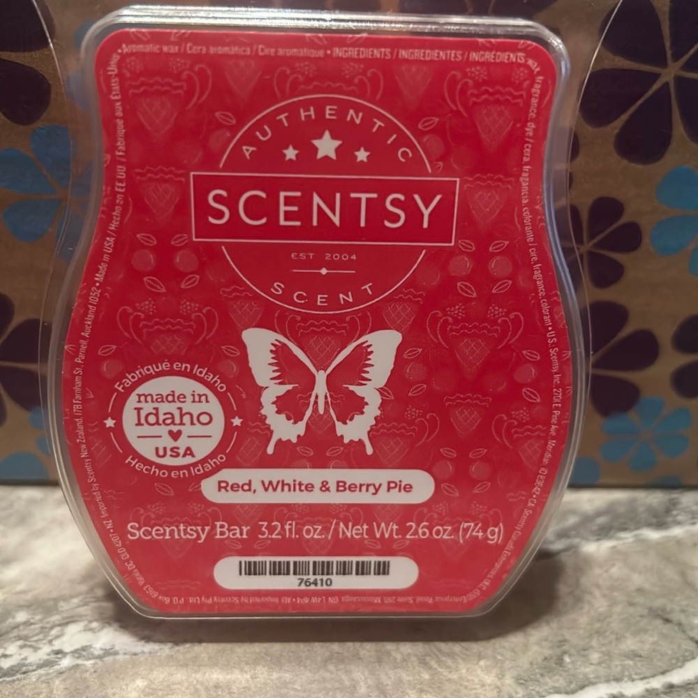 Red, White & Berry Pie Scentsy Bar